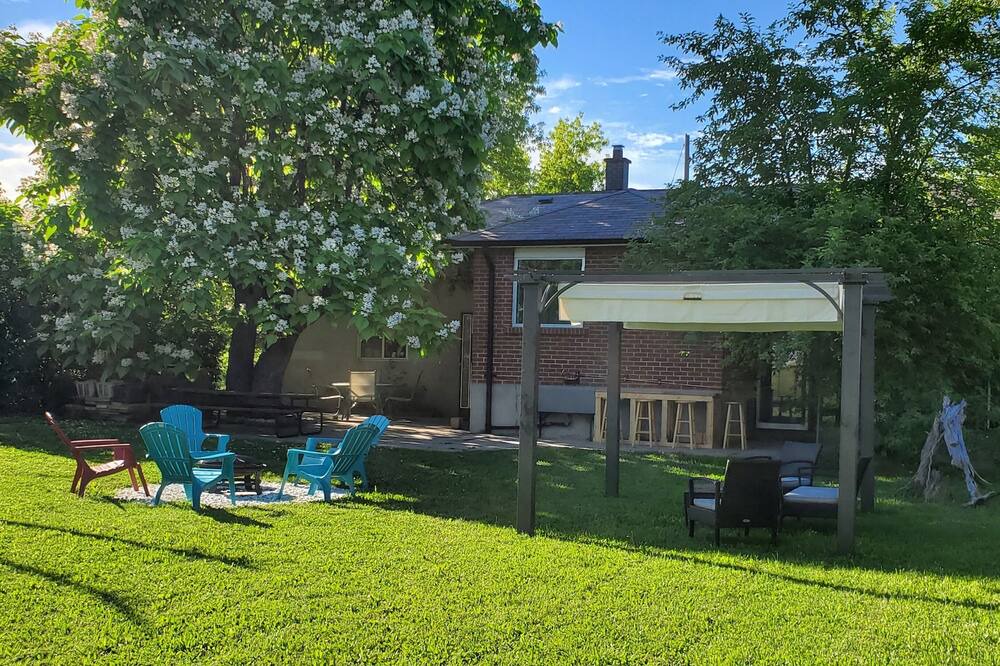 Photo of Outdoor in North York