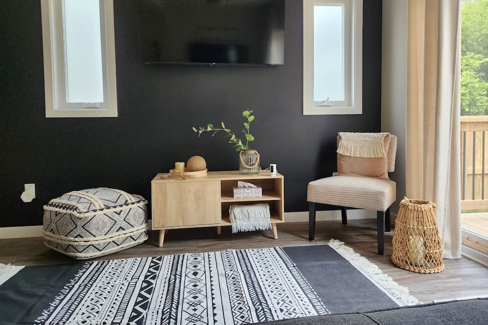 Photo of Bedroom in Chatham-Kent