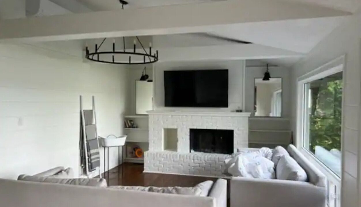 Photo of Livingroom in Ennismore