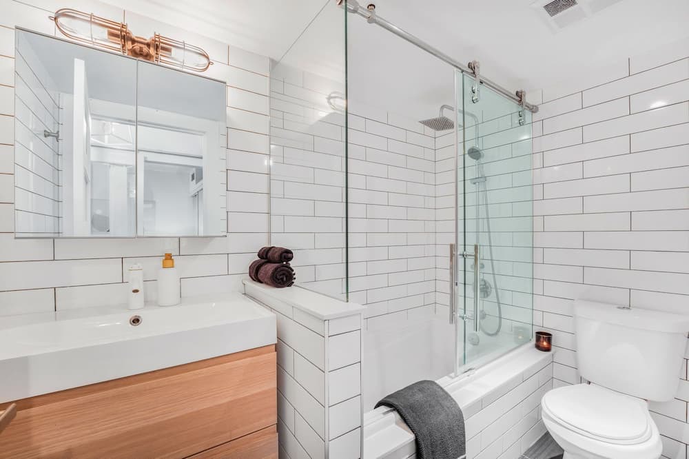 Photo of Bathroom in St. Lawrence