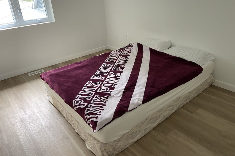 Photo of Bedroom in Port Burwell