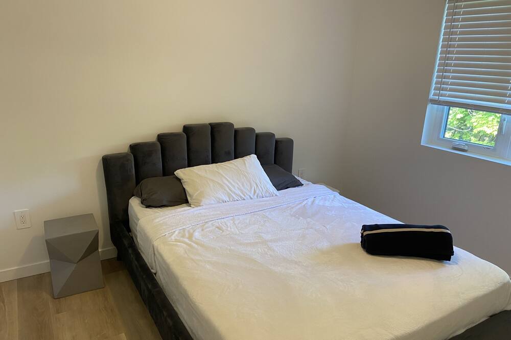 Photo of Bedroom in Port Burwell