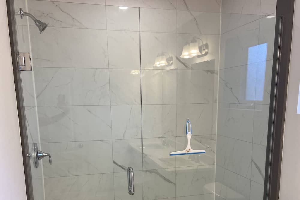Photo of Bathroom in Port Burwell