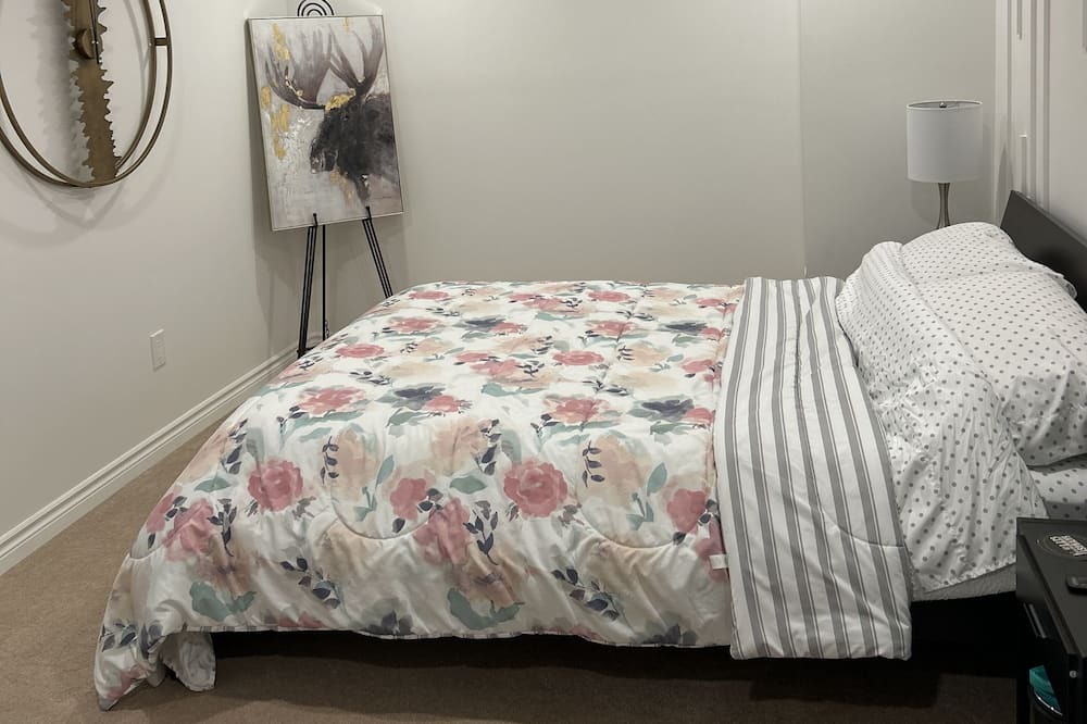 Photo of Bedroom in Newmarket