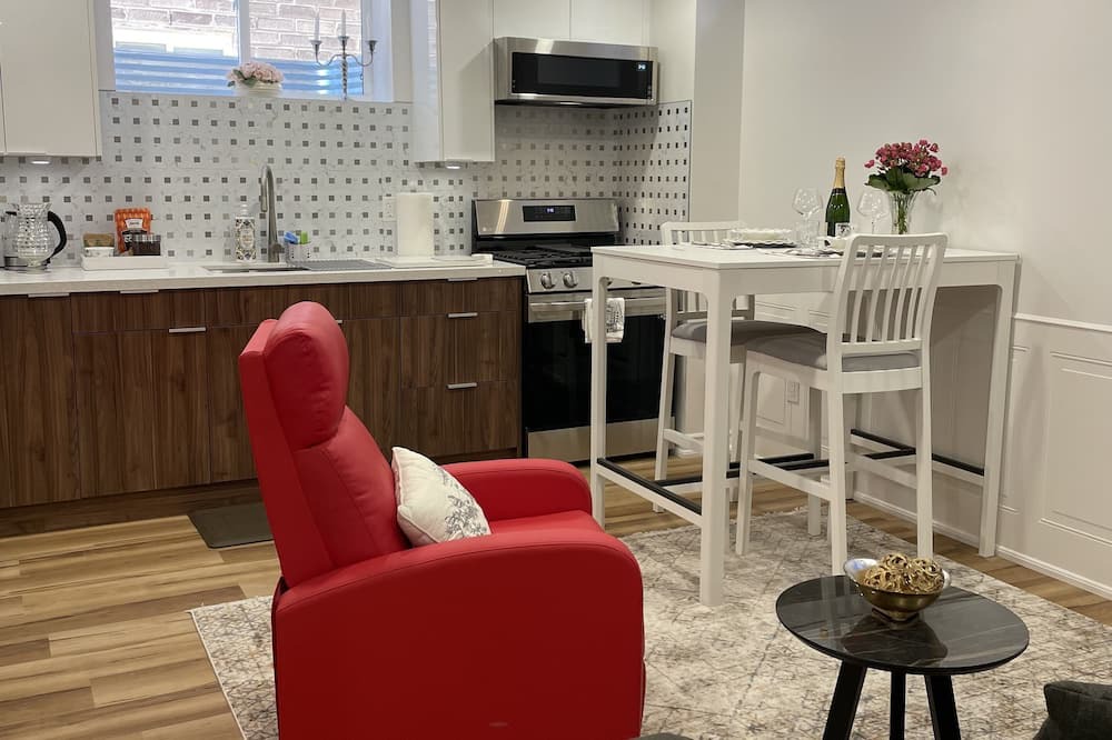 Photo of Livingroom in Newmarket