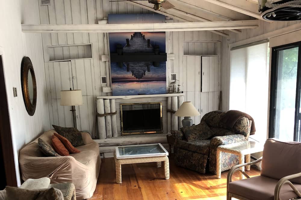 Photo of Livingroom in Baddow