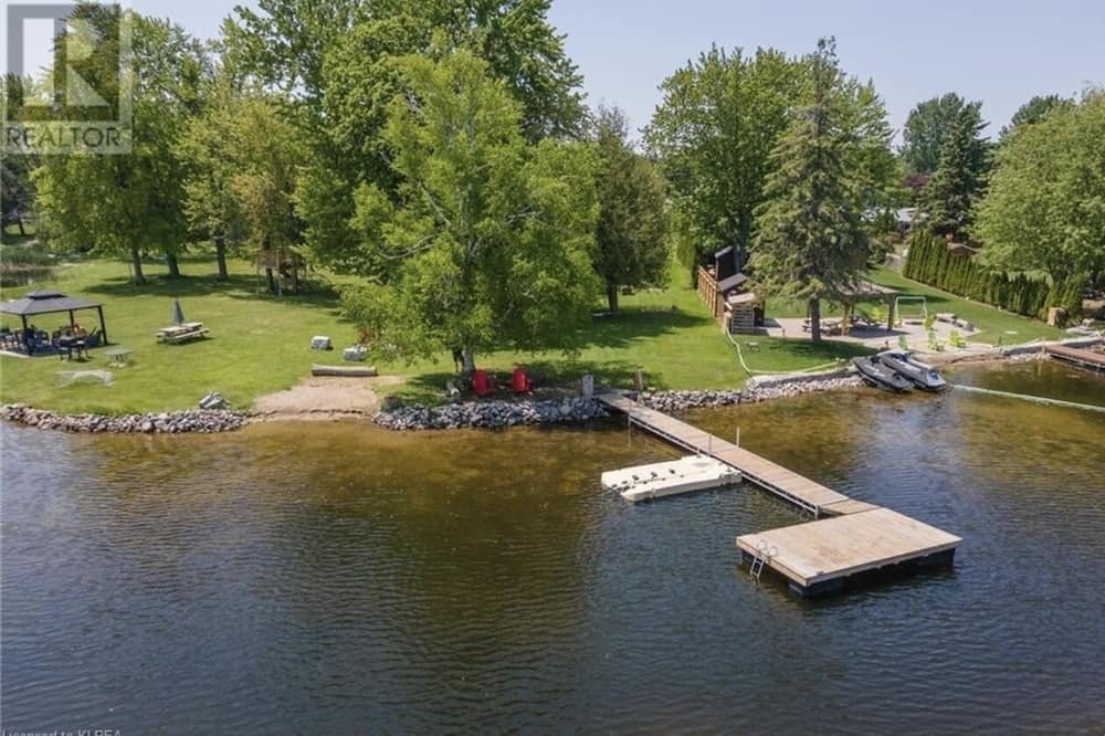 Photo of Others in Bobcaygeon