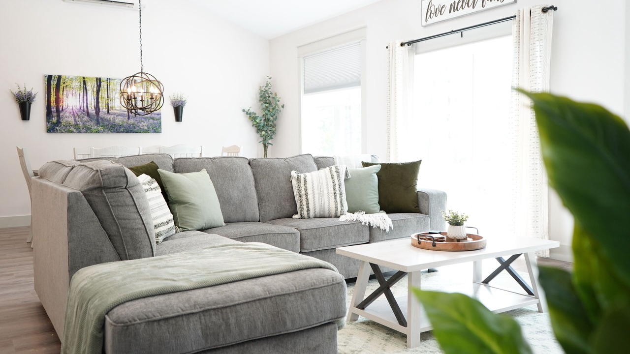 Photo of Livingroom in Hermantown