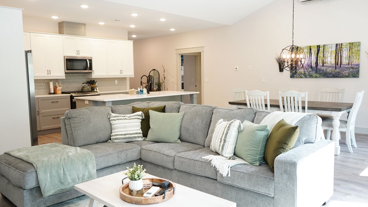 Photo of Livingroom in Hermantown