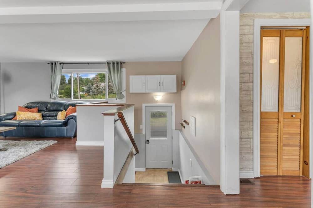 Photo of Patio Balcony in Kawartha Lakes