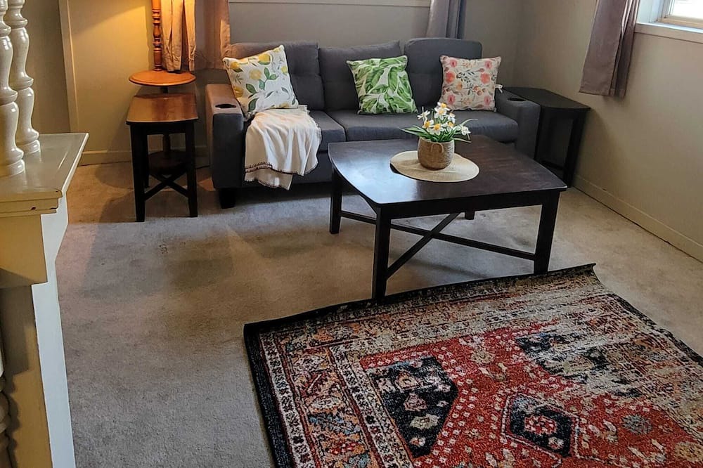 Photo of Livingroom in Wallaceburg