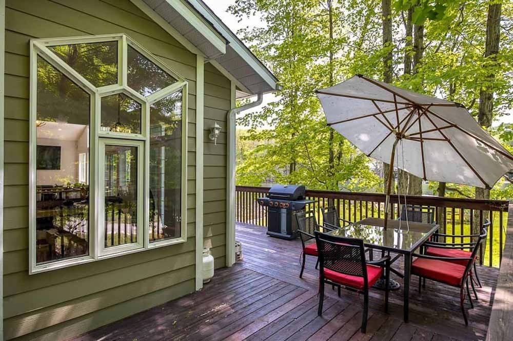 Photo of Outdoor in Tiny