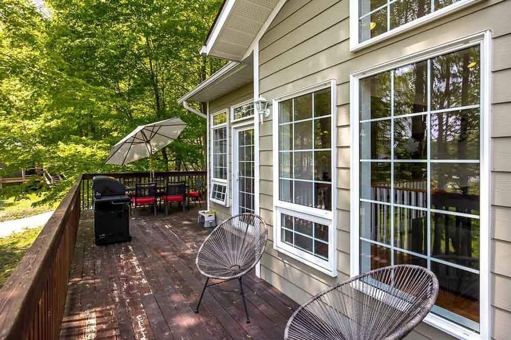 Photo of Outdoor in Tiny