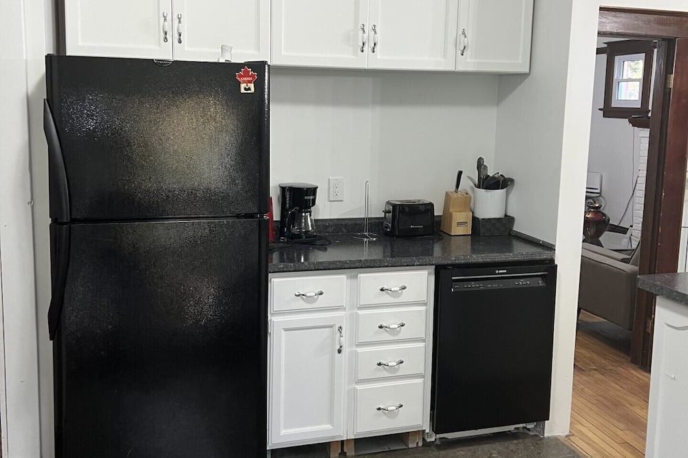 Photo of Kitchen in Port Colborne