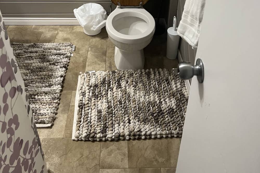 Photo of Bathroom in Port Colborne
