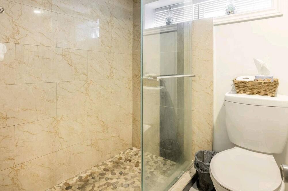 Photo of Bathroom in Toronto