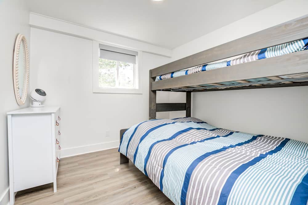 Photo of Bedroom in Campbellford