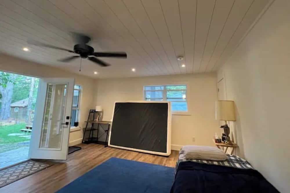Photo of Bedroom in Port Sydney