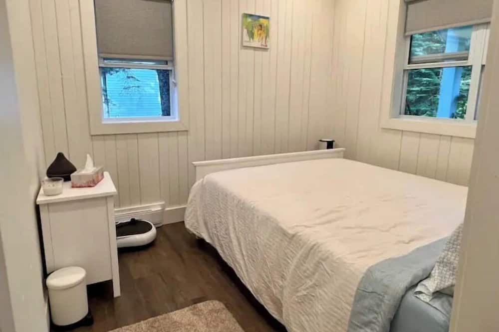 Photo of Bedroom in Port Sydney