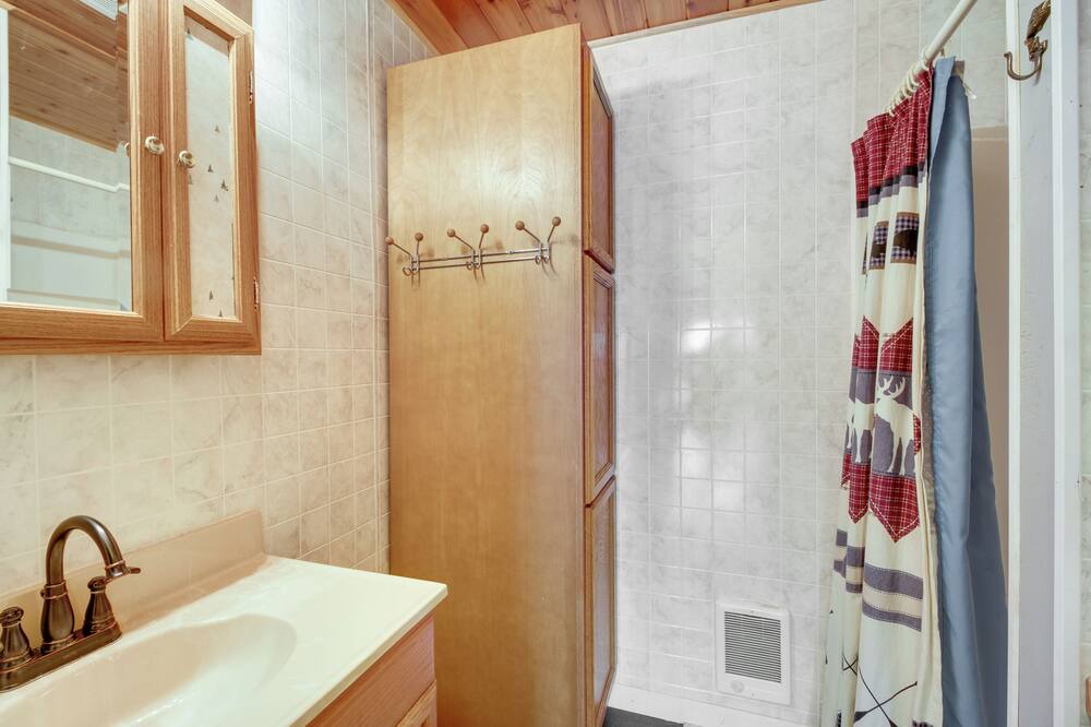Photo of Bathroom in Aitkin