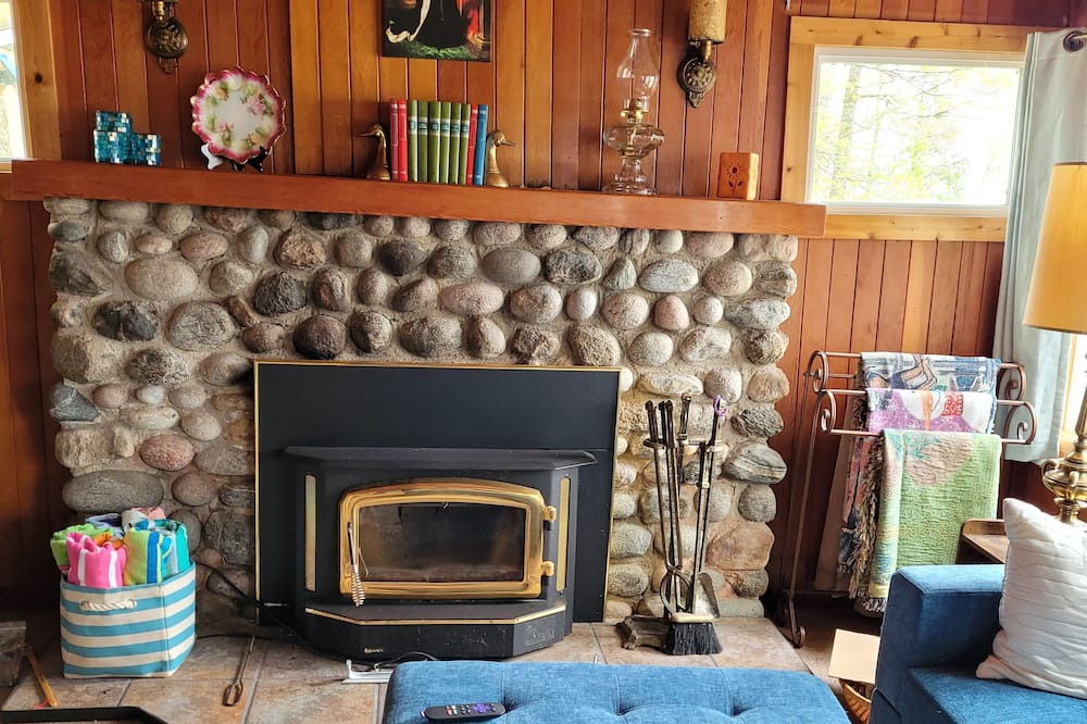 Photo of Livingroom in Algoma District