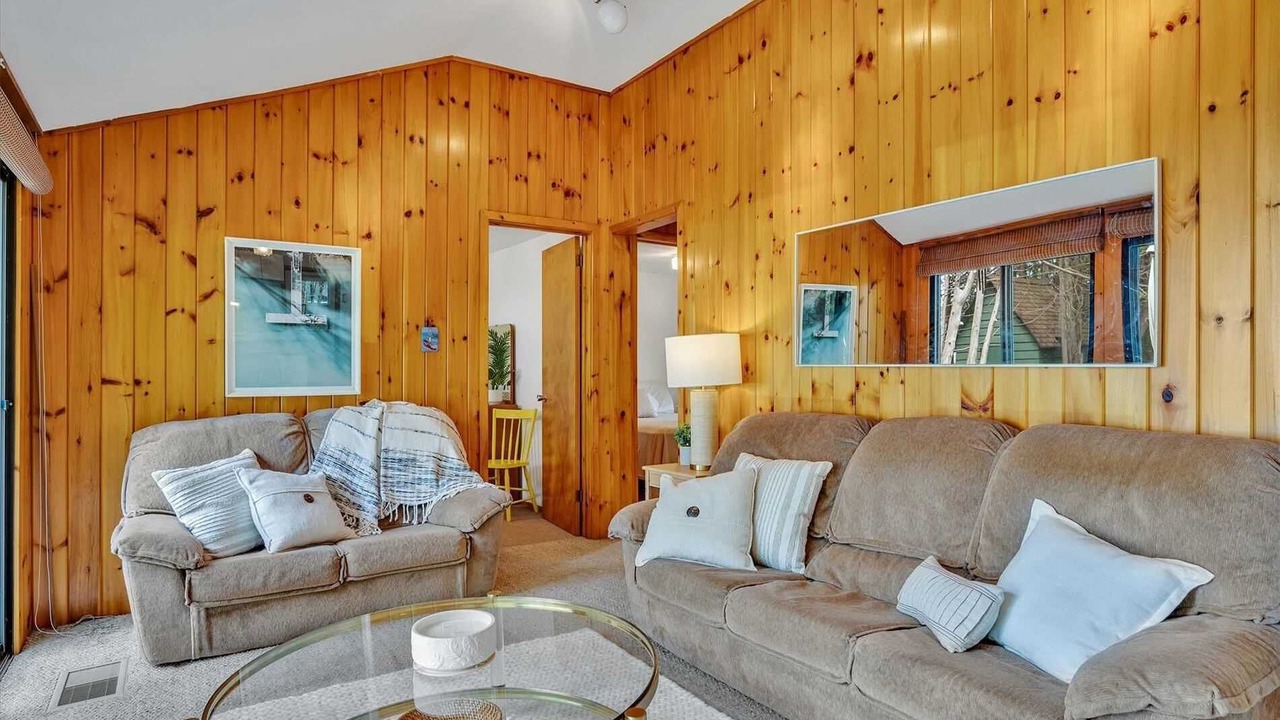Photo of Livingroom in Kirkfield