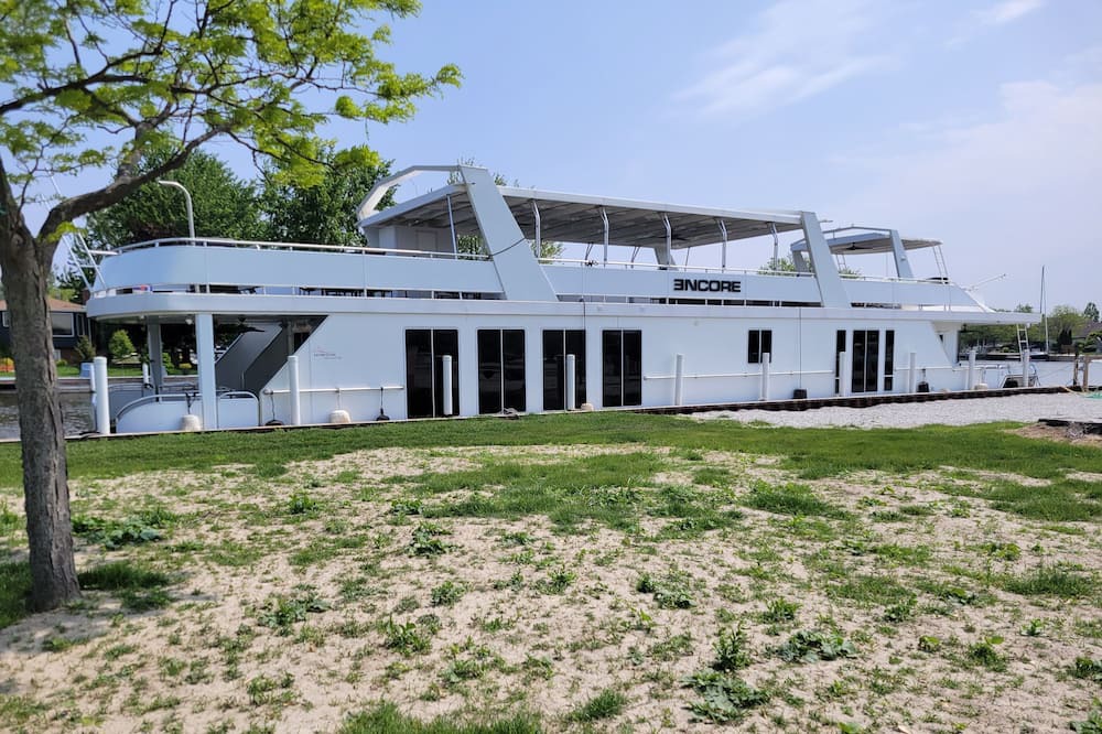 Photo of Outdoor in Lighthouse Cove