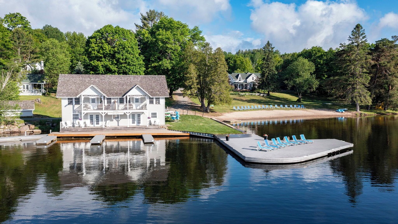 Photo of Outdoor in Lake of Bays