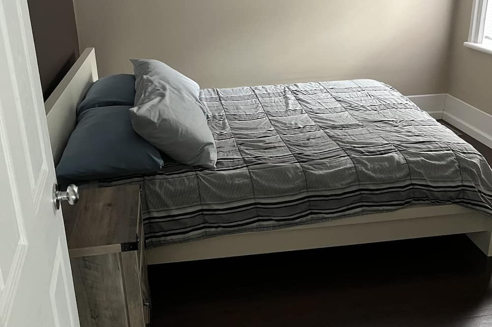 Photo of Bedroom in Brockville