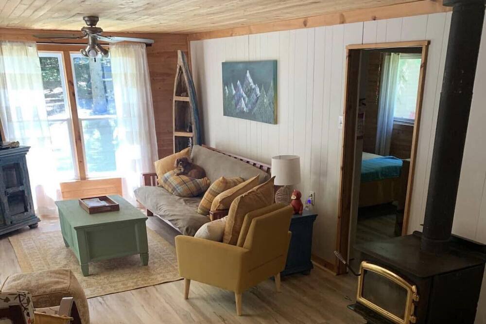Photo of Livingroom in Huntsville