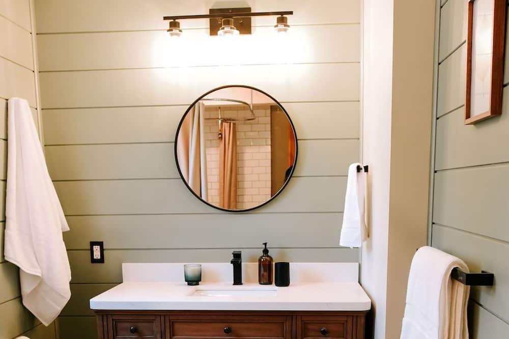 Photo of Bathroom in Baddow