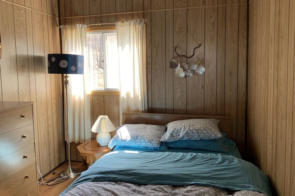 Photo of Bedroom in Perry