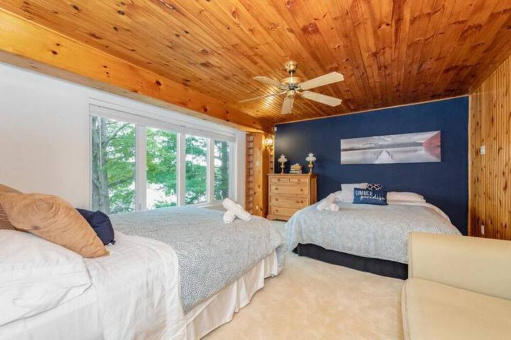 Photo of Bedroom in Tay Valley
