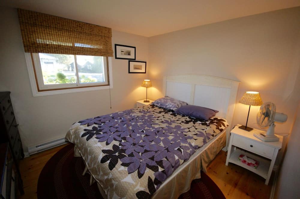 Photo of Bedroom in Cameron