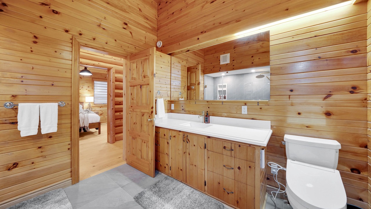 Photo of Bathroom in Trent Lakes