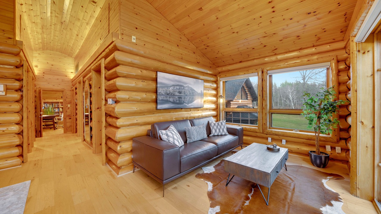 Photo of Livingroom in Trent Lakes