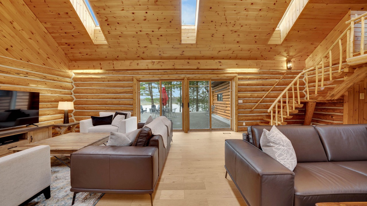 Photo of Livingroom in Trent Lakes