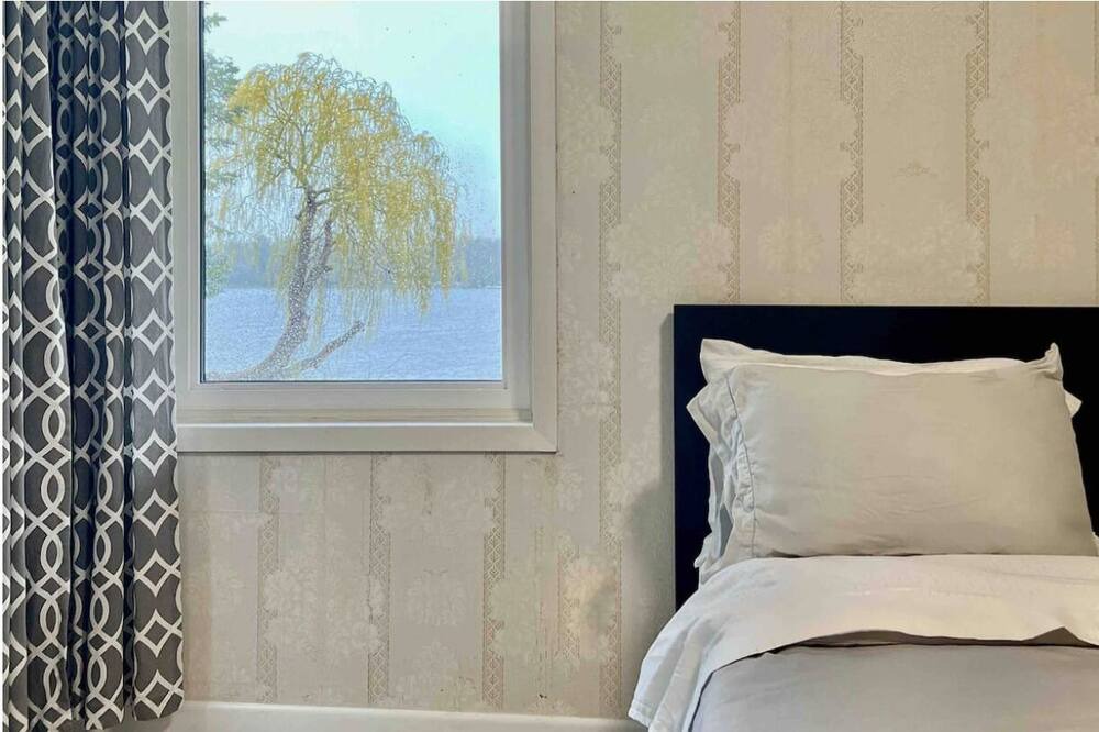 Photo of Bedroom in Bolsover