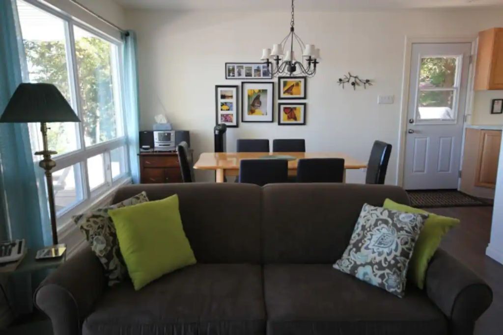 Photo of Livingroom in Bracebridge