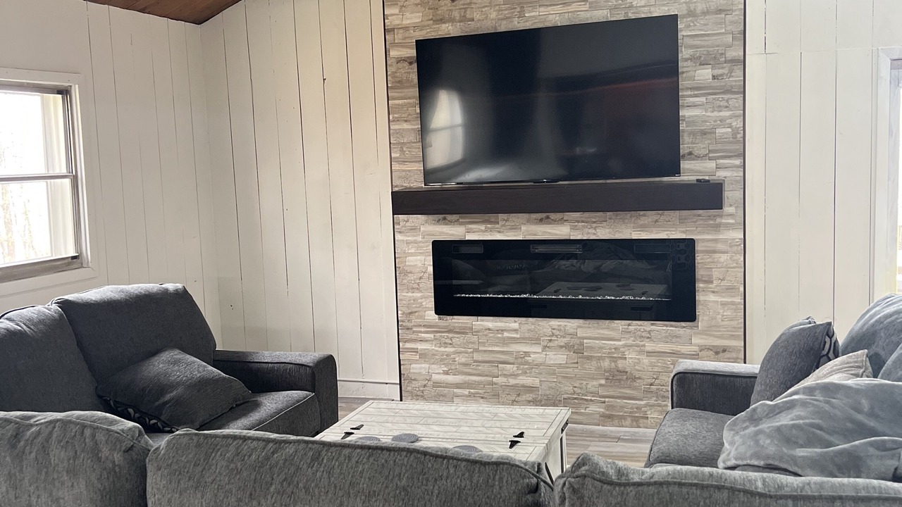 Photo of Livingroom in Sturgeon Lake