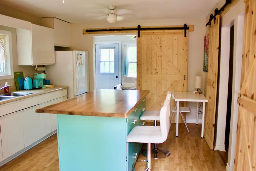 Photo of Kitchen in Carden