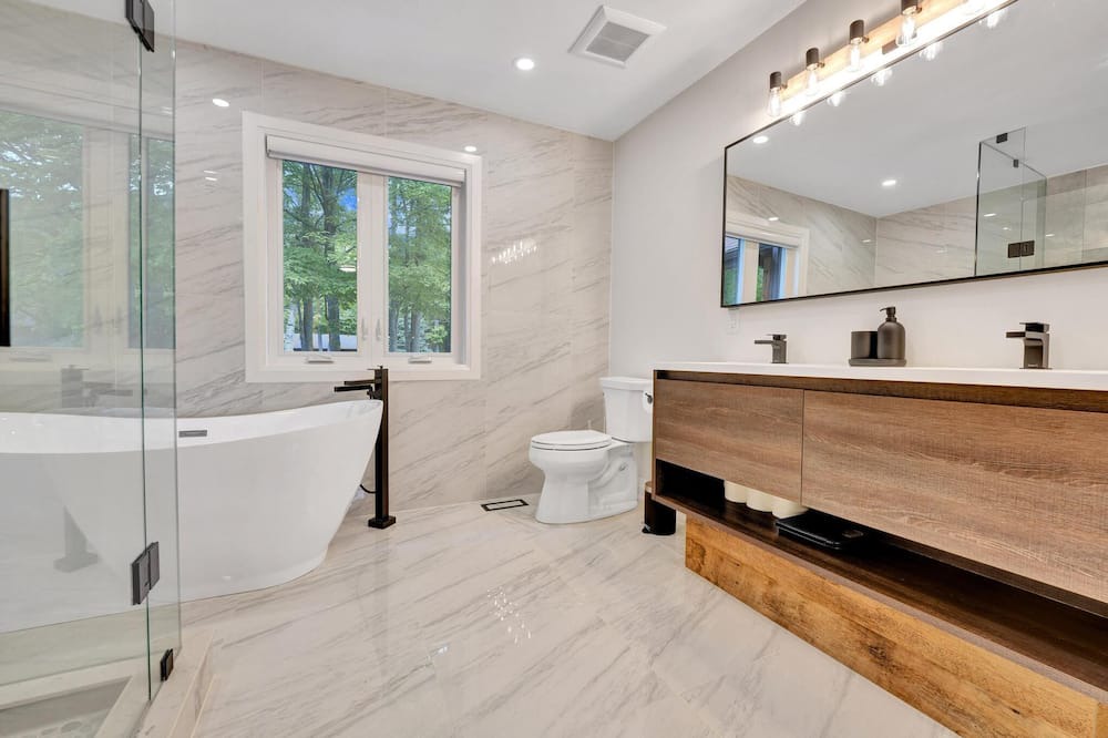 Photo of Bathroom in Tiny