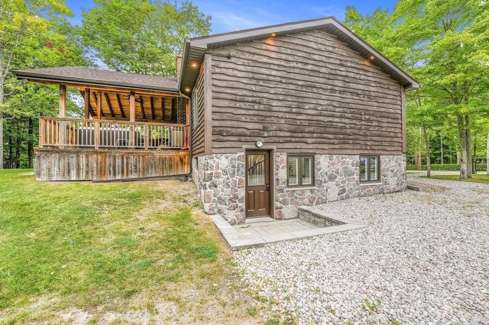 Photo of Outdoor in Tiny