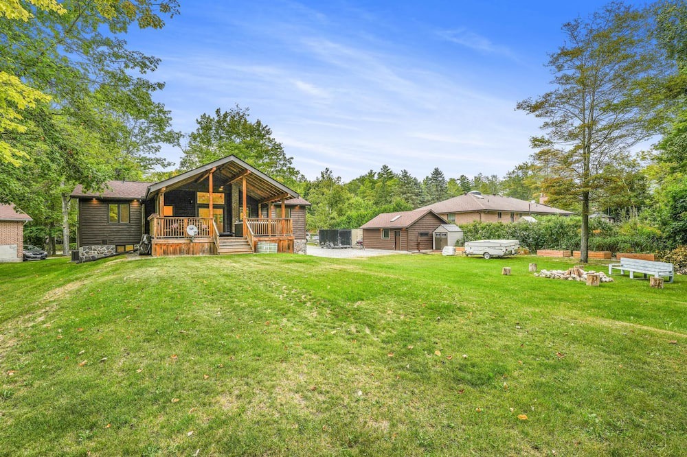 Photo of Outdoor in Tiny