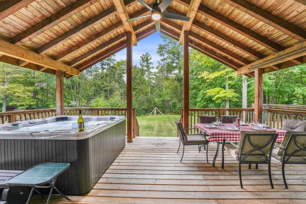Photo of Outdoor in Tiny