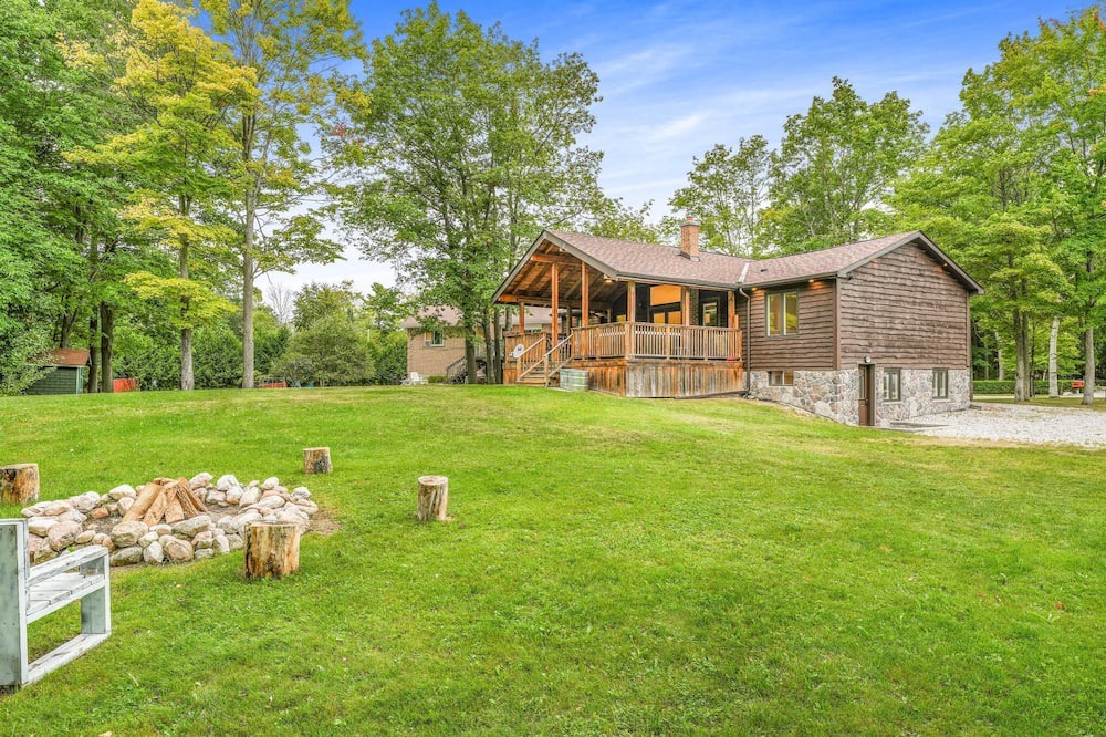 Photo of Outdoor in Tiny