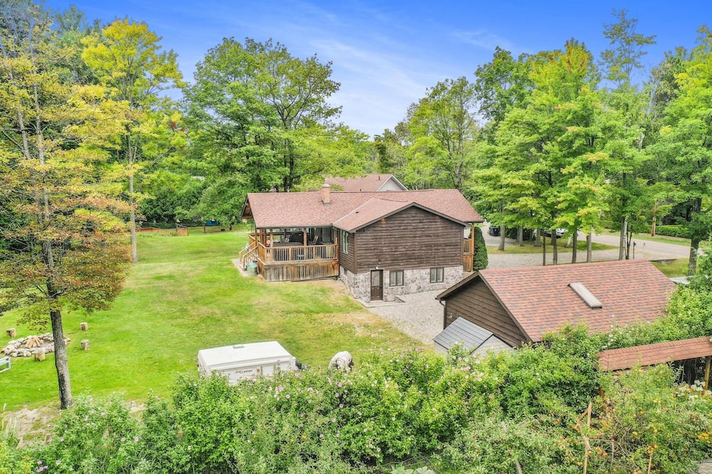 Photo of Outdoor in Tiny