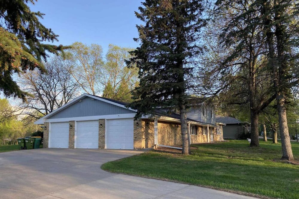 Photo of Outdoor in Brooklyn Park