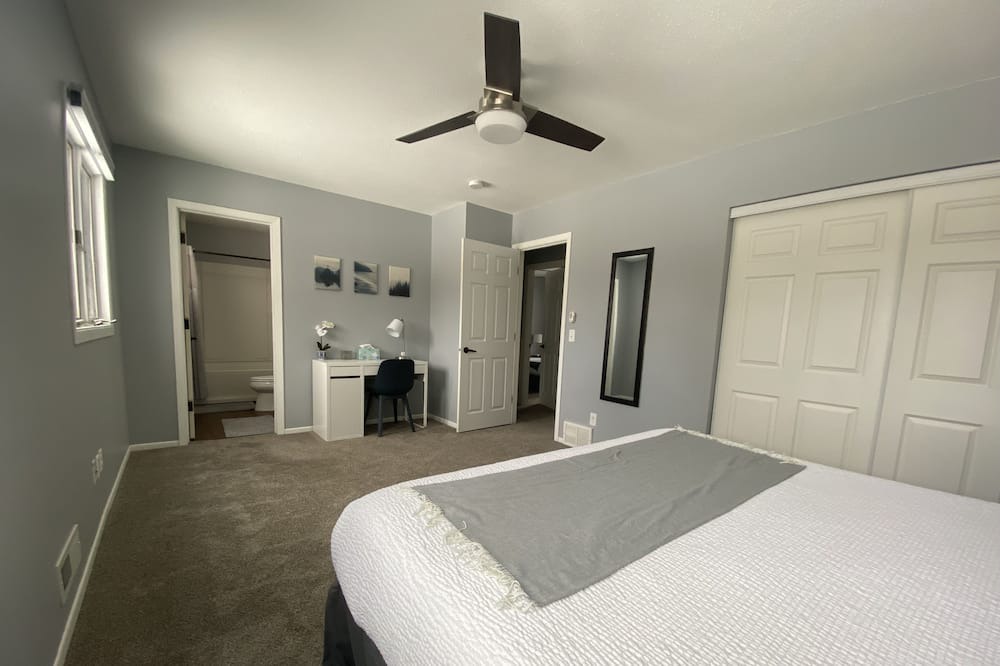 Photo of Bedroom in Brooklyn Park
