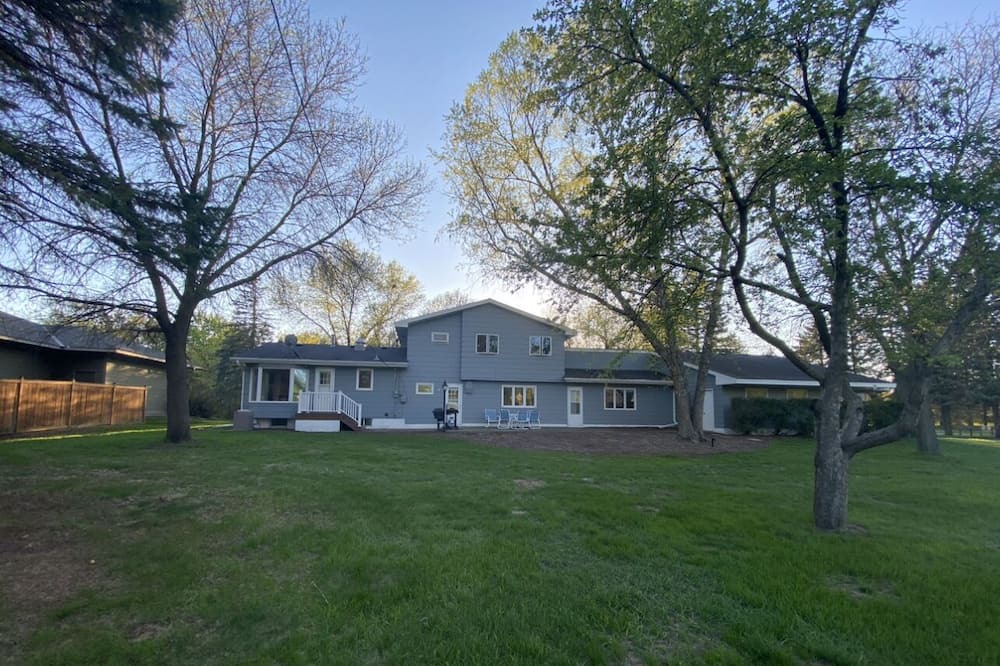 Photo of Outdoor in Brooklyn Park